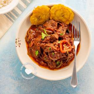 Carne de Chivo Guisado [Recipe + Video] Spicy Goat Meat