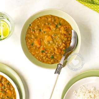 Guandules con Coco [Recipe + Video] Pigeon Peas with Coconut