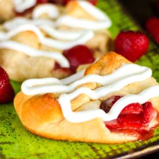 Strawberry Rhubarb Pastries