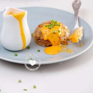 [Recipe + Video] Mofongo de Yuca (Fried Cassava with Garlic and Cheddar Cheese)