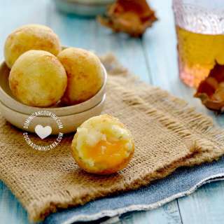 Bollitos de Yuca [Video + Recipe] Cheese-Filled Cassava Balls