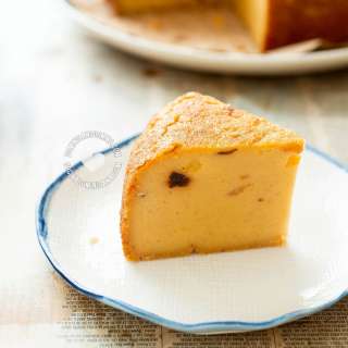 Dominican Arepa [Recipe + Video] Cornmeal and Coconut Cake