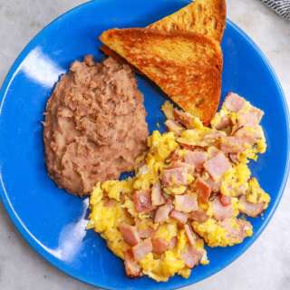 Huevos con Jamon (Scrambled Eggs with Ham)