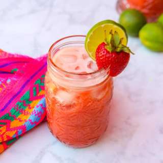 Limonada de Fresa (Strawberry Limeade)