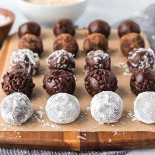 Chocolate Protein Balls