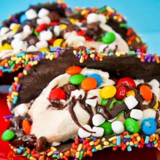 Chocolate Dessert Tacos
