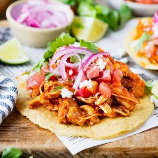 Tostada de Tinga