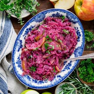 Braised Cabbage with Apples, Bacon, and Onion