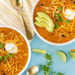 Chicken Enchilada Chili (Easy Cafe Zupas Copycat Recipe)