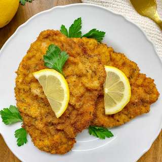 German Pork Schnitzel (Schweineschnitzel)