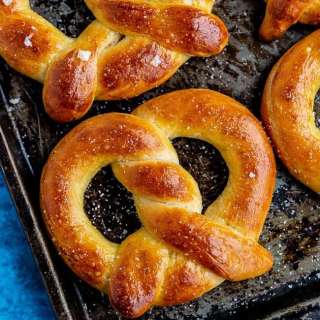 Easy Homemade Pretzels