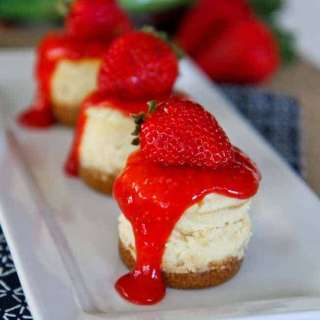 Mini Strawberry Cheesecakes