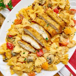 Louisiana Chicken Pasta (Cheesecake Factory Copycat Recipe)