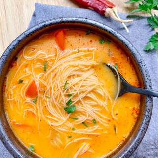 Thai Coconut Curry Soup
