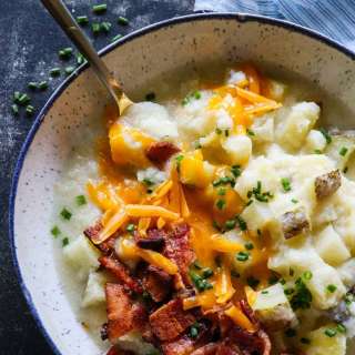 Secretly Healthy Potato Soup