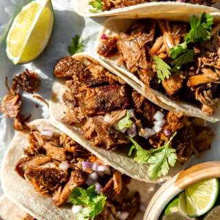 Slow Cooker Mexican Pork Carnitas Tacos