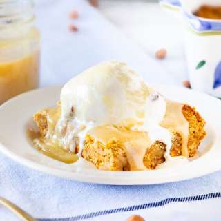 Applebee's Maple Butter Blondies Dessert