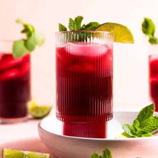 Agua de Jamaica (Hibiscus Tea)