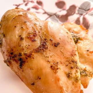 Juicy Air Fryer Chicken Breasts
