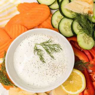 The Easiest Tzatziki Sauce