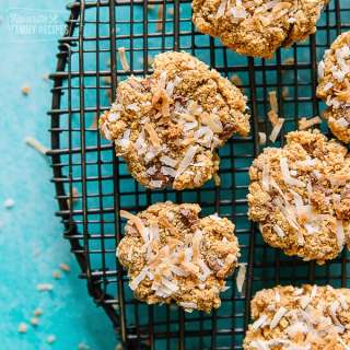 Graham Cracker Cookies with Coconut