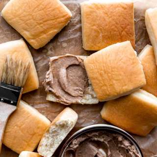 Copycat Texas Roadhouse Rolls