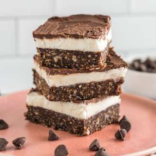Nanaimo Bars (no bake dessert)