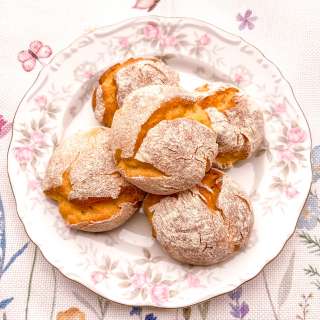 Broinhas de Fubá (Brazilian Corn Bites)