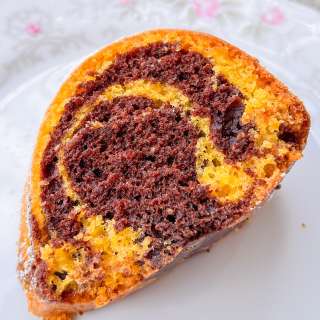 Fluffy Carrot Marble Cake