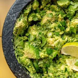 Tableside Guacamole