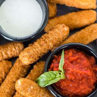 Air Fryer Frozen Mozzarella Sticks