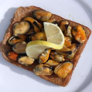 Garlic Mussels on Toast