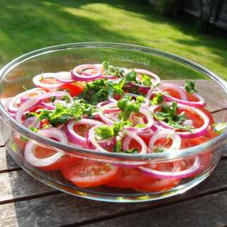Tomato, Red Onion & Coriander Salad