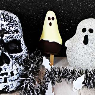 Chocolate Ghost Pears