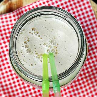 Banana, Honey and Walnut Shake