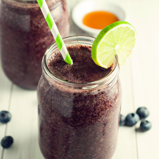 Blueberry Pomegranate Superfood Smoothie