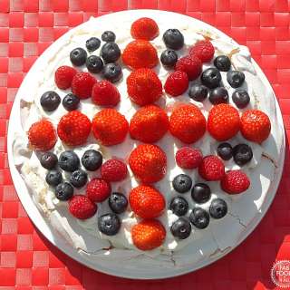 Diamond Jubilee Pavlova