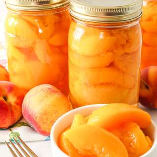 Canning Peaches at Home