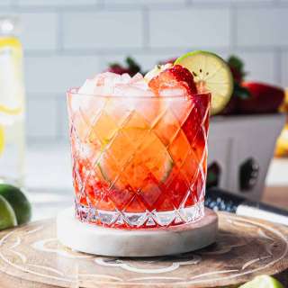 Strawberry Gin Smash
