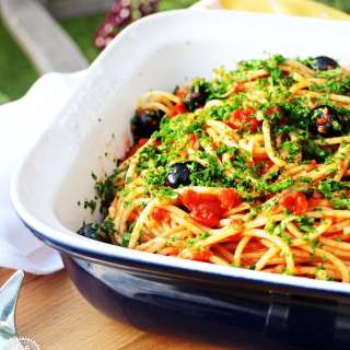 Italian Tomato Spaghetti with Bertolli