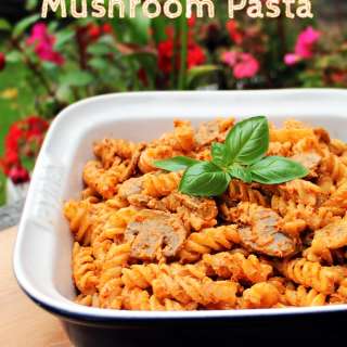10 Minute Mushroom Pasta - a fab family meal!