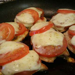 Chicken with Pesto and Mozzarella