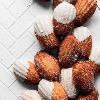 Vanilla Bean Browned Butter Madeleine Recipe