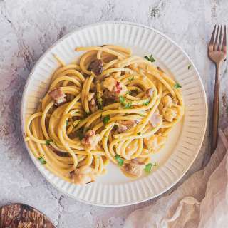 Pasta with Lobster Cream Sauce