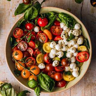 Simple Cherry Tomato Caprese Salad
