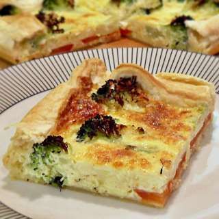 Broccoli & Tomato Quiche