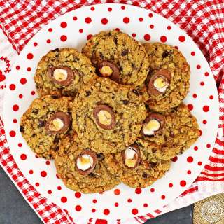 Easy Creme Egg Cookies