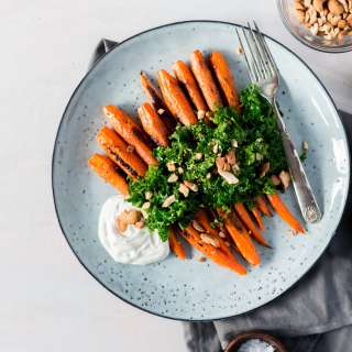 Roasted Carrots with Kale Salad and Homemade Za’atar Seasoning