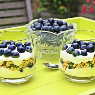 Blueberry Breakfast Parfait with Greek Yogurt & Lemon Curd