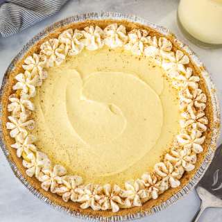 Egg Nog Pie (No Bake Recipe)